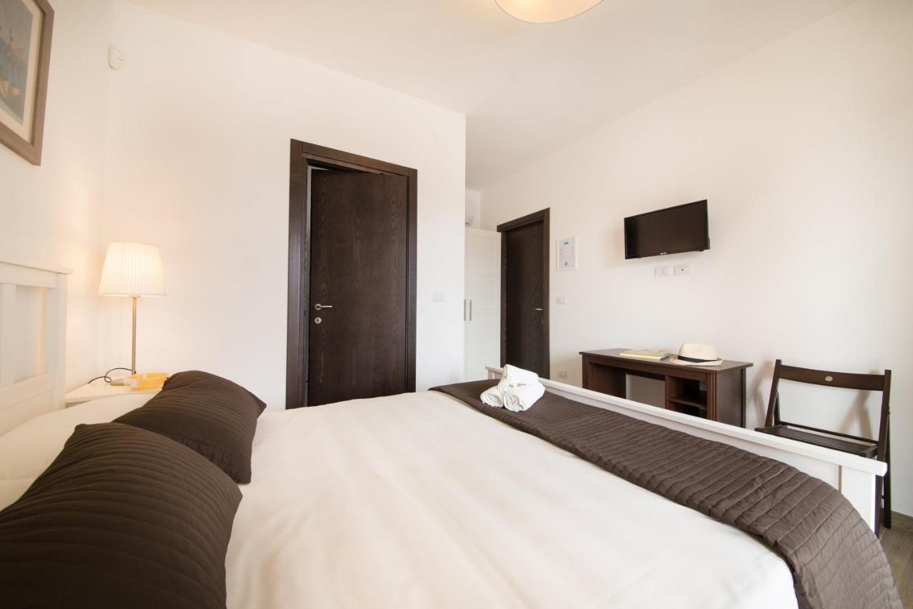 Salentoineout Bed & Breakfast Marina di Mancaversa Luaran gambar